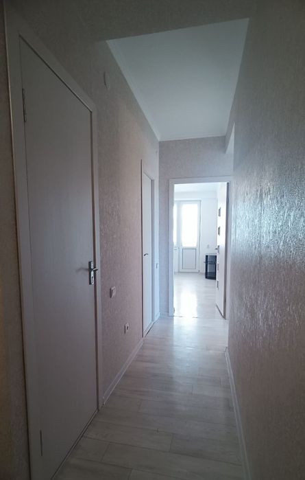 Екі бөлмелі пәтер жалға беріледі. Тұран 2, 2 қабатта