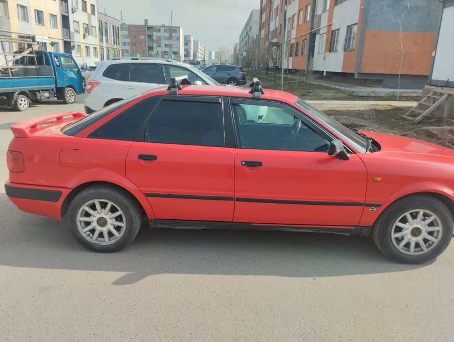 Продам Ауди 80 б4 2 инжектор