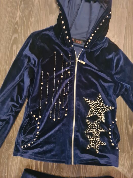 Trening catifea albastră  mar M la 180lei Timișoara