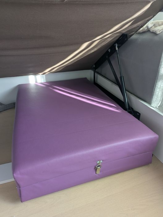 Продам кушетку чемодан