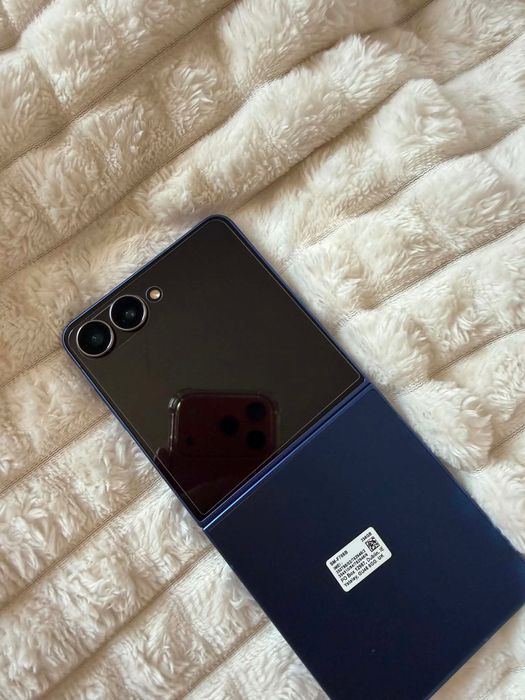 Samsung Z Flip 7