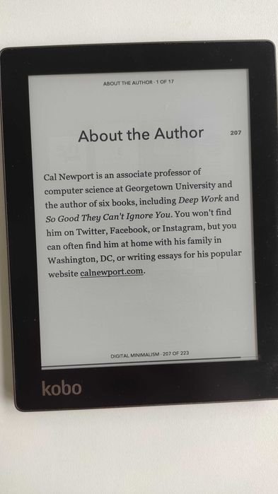 Kobo Aura – електронен четец, 6", подсветка, с калъф, отличен вид