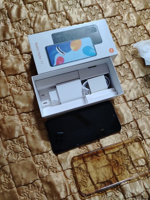 Продам смартфон Redmi Note 11