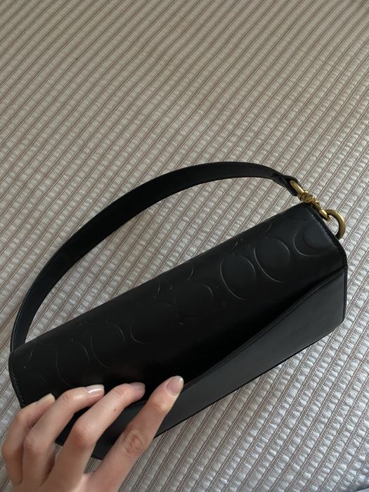 Брендовая кожаная сумка Coach