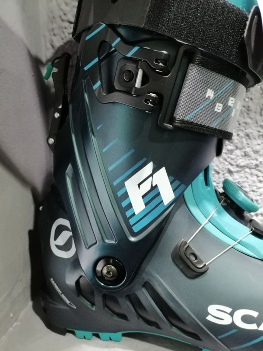 Clapari schiuri ski tura Scarpa F1 Carbon Nou! Marime 30