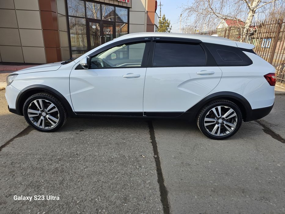 Лада Веста SW Cross 2021г. 1.6