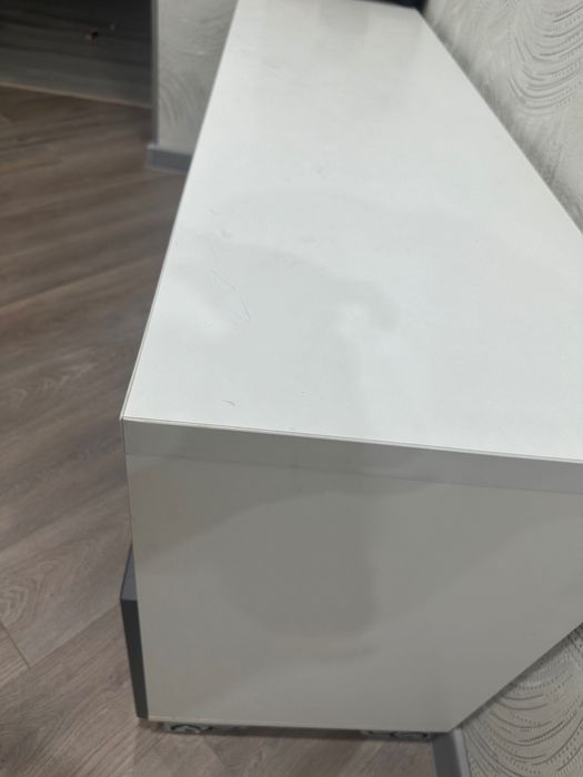 Тумба под телевизор