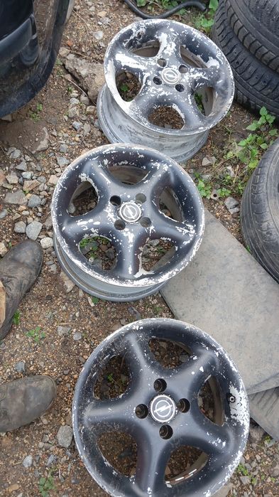 Продам диски на разные Авто звоните