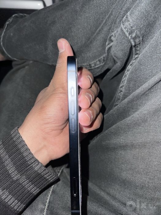 Iphone 13 holati ideal karobka dakument bor yomkist 91% emeka utmagan