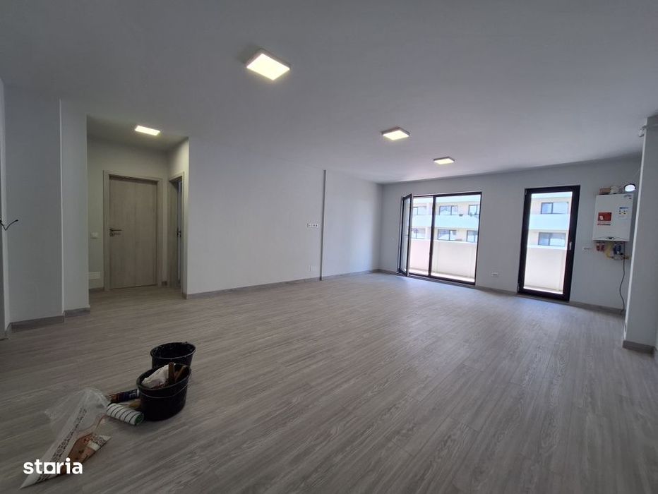Apartament cu 2 camere, 54,6 mp, balcon, zona Eroilor