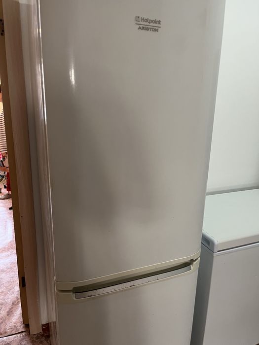 Холодильник-30тыс. Торг есть рабочий