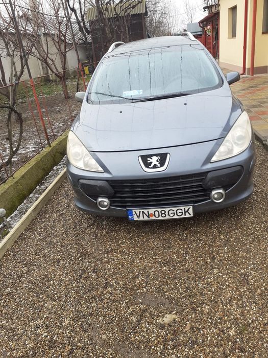 Vând Peugeot 307 SW