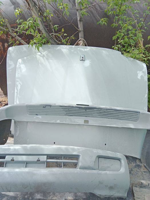 Продам капоты крузак