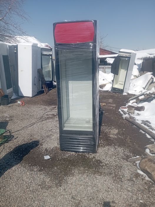 Холодильник витринный