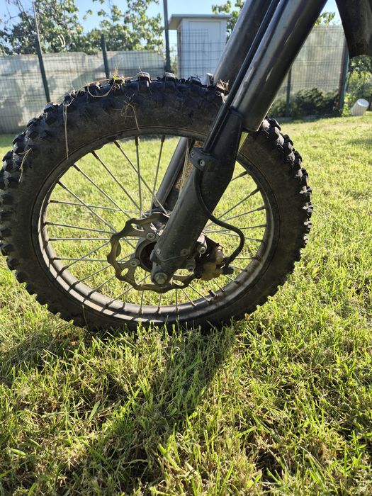 Vând motocros 125 cc