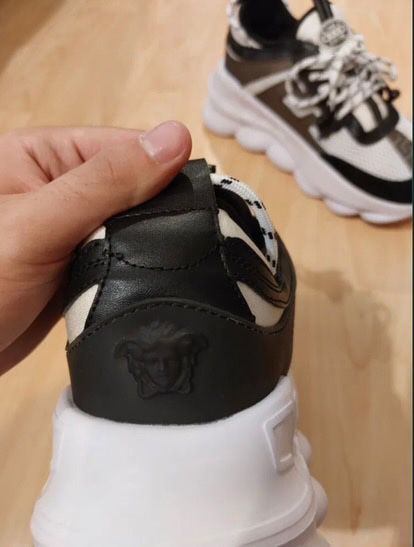 Versace chain reaction