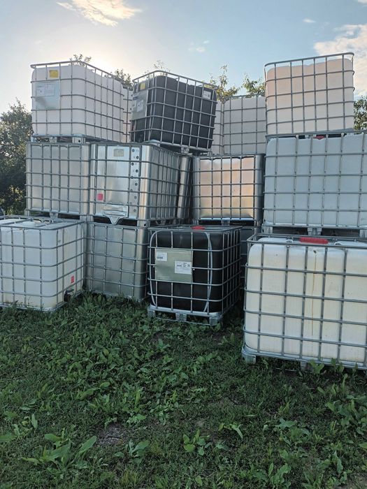 Vand Bazine 1000 litri pentru apa potabila cu palet metal sau plastic