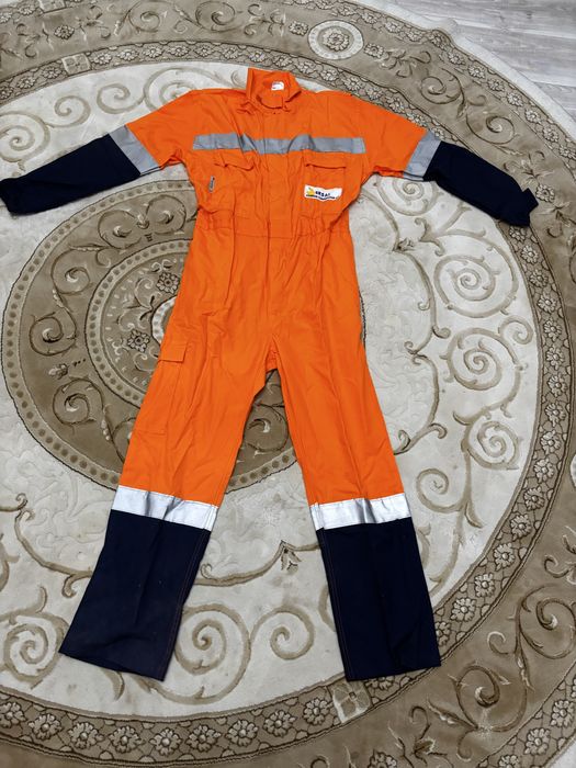 Качественные спецовки куртки и ботинки