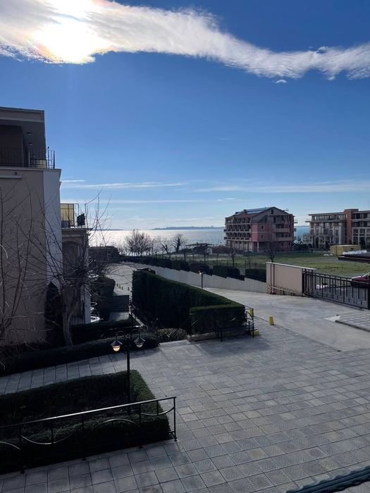 Продавам студио на първа линия море – Свети Влас