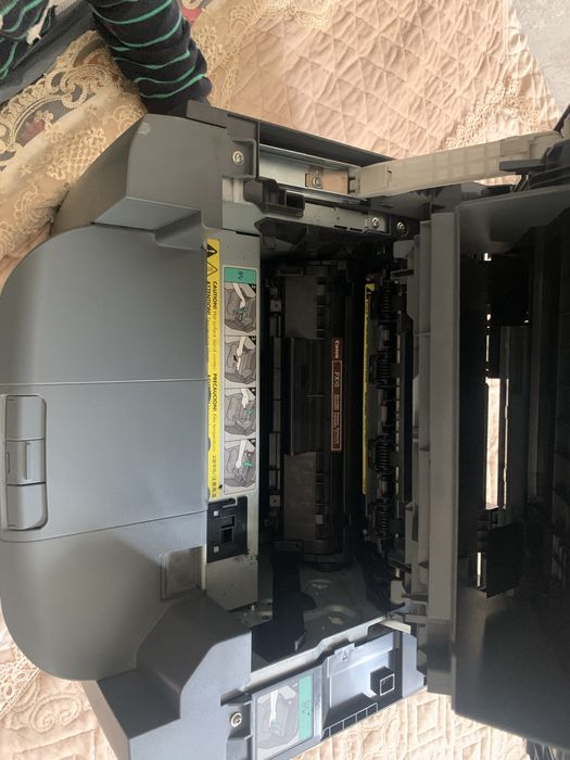 Продам МФУ Canon