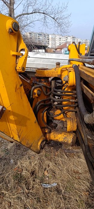 ,продава се Багер JCB 3 CX