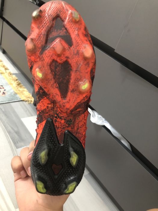 Продаю бутсы 37 размер