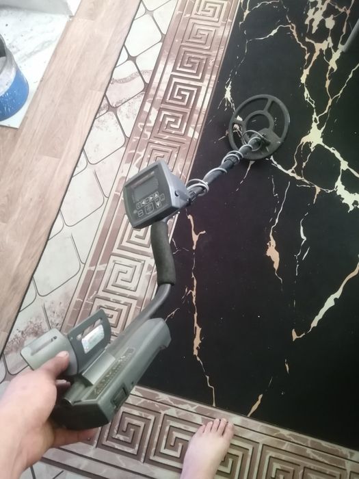 Продам металойскатель