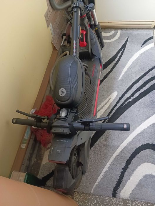 Продава се SEGWEY ZT PRO 3