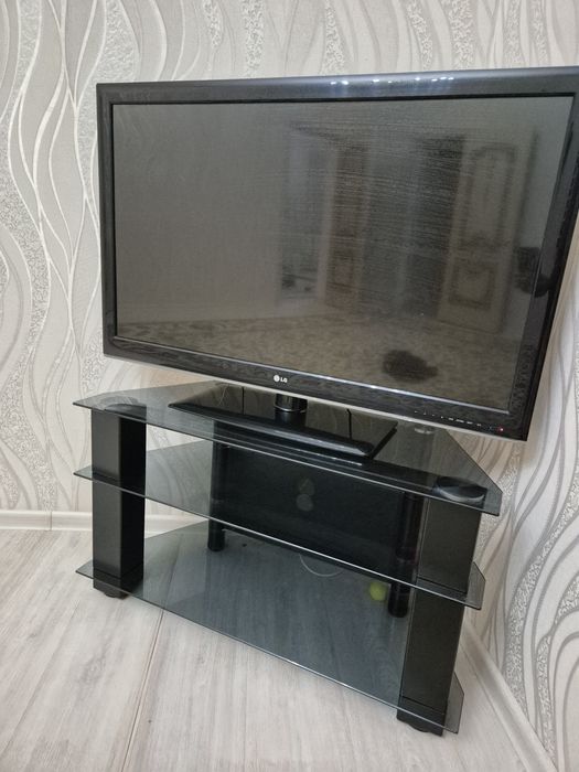 Телевизор тумба черный