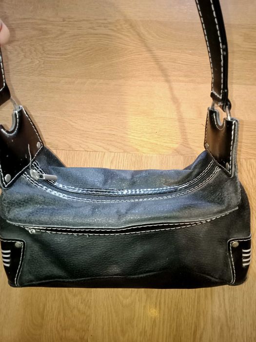 Geanta neagra dama din piele eleganta