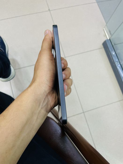 Samsung A36 8kun ishlagan yangiday turibdi