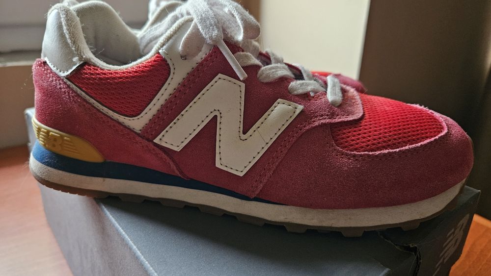 New Balance  36 номер