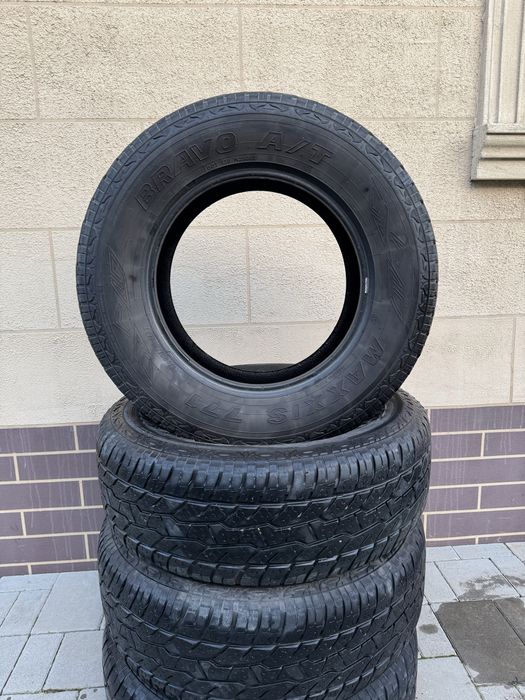 Продам шины Maxxis Bravo A/T