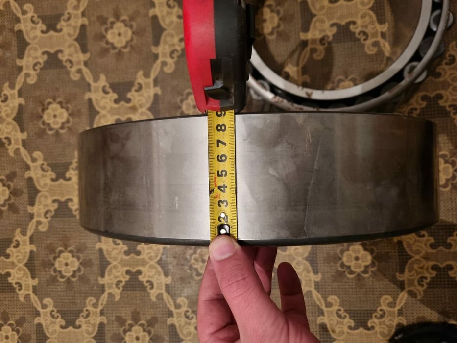 Продаю Подшипник на Экскаватор