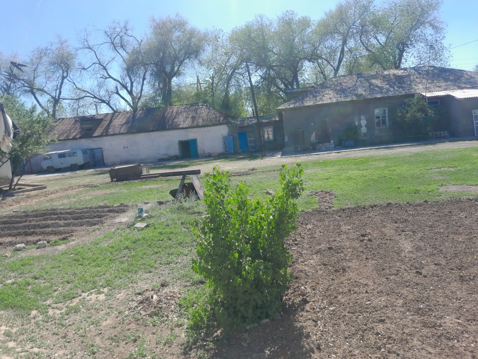 Продам Базу с жилым домом.