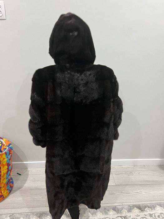 Шуба норковая черный