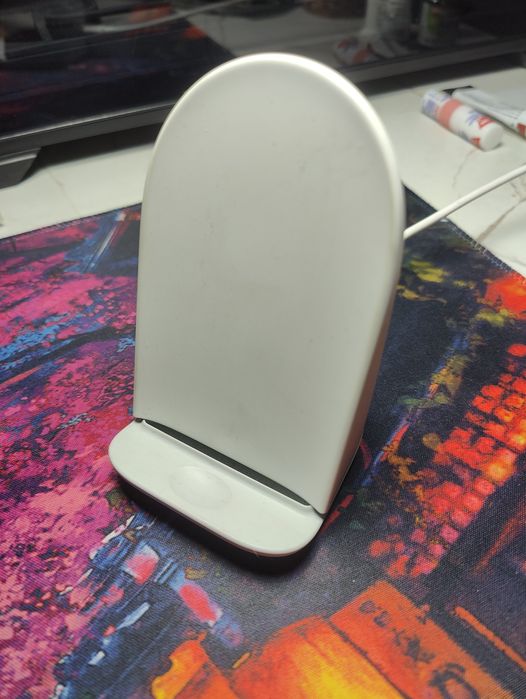 Google pixel stand 2