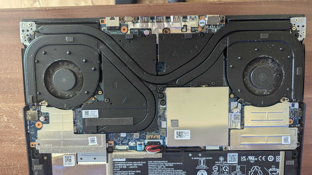 Curatare laptop gaming / office - 100 lei