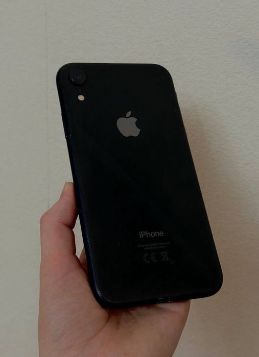 iPhone XR 128 ГБ. ТОРГ.