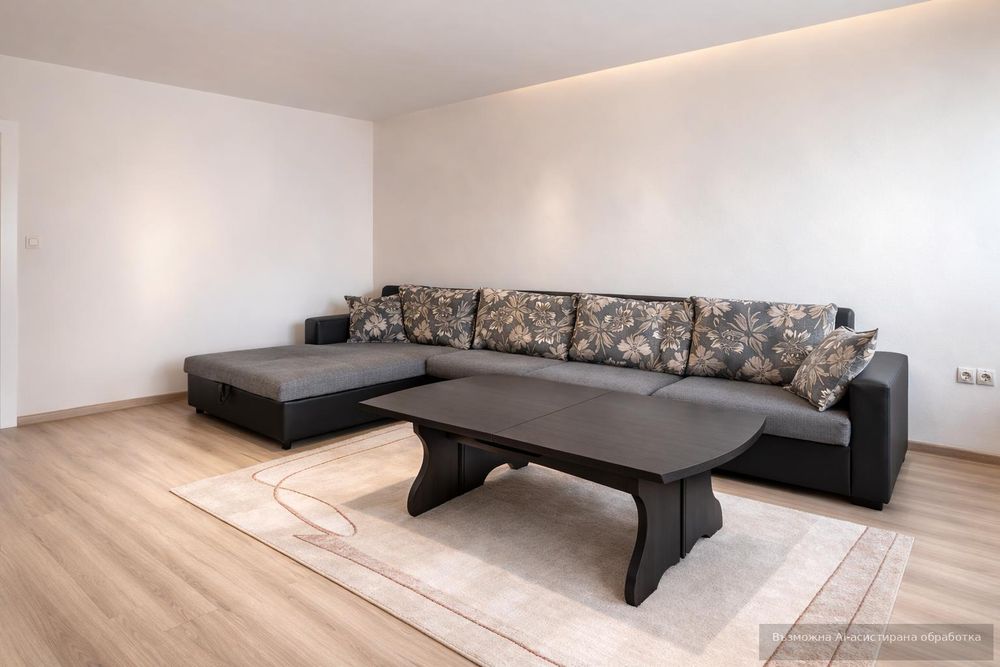 Тристаен апартамент под наем в жк. Тракия