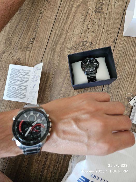 Часовник Casio efv 540dc