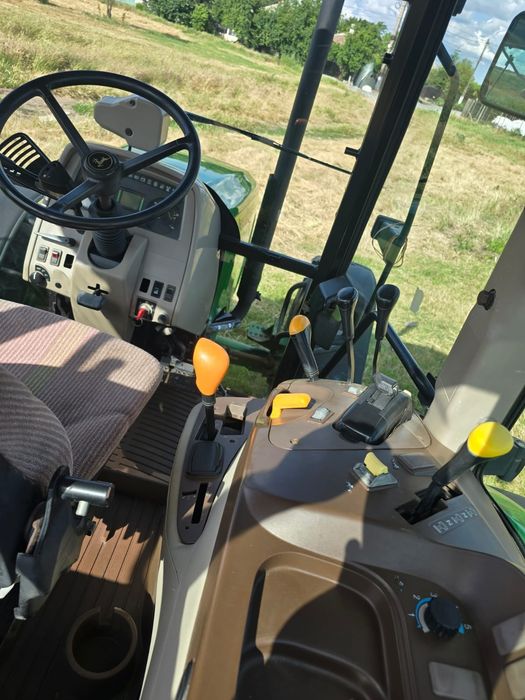 John Deere 5720  2006