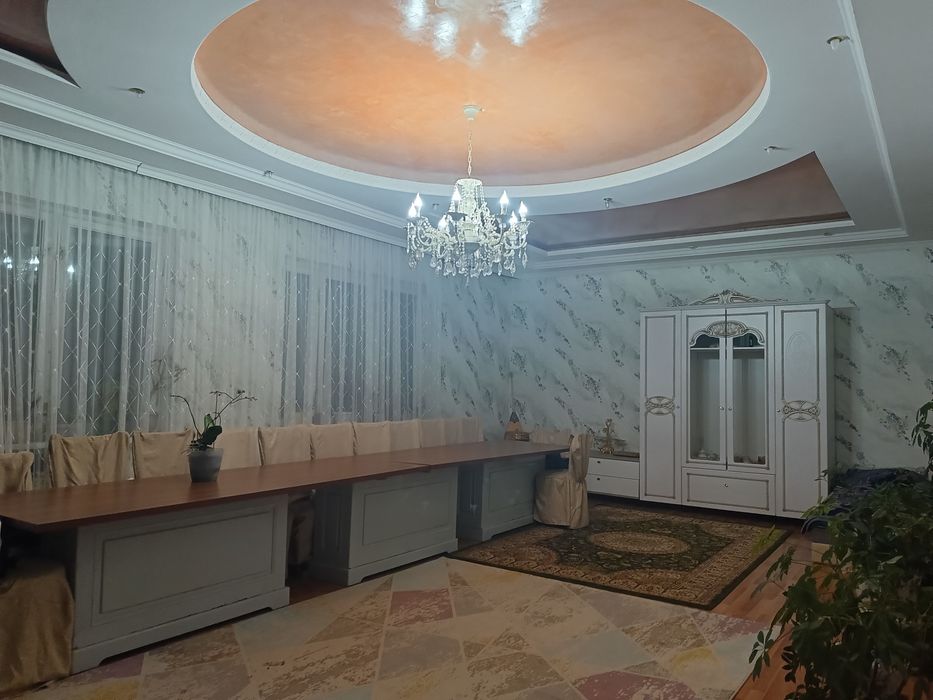 Дом в поселке Райымбек