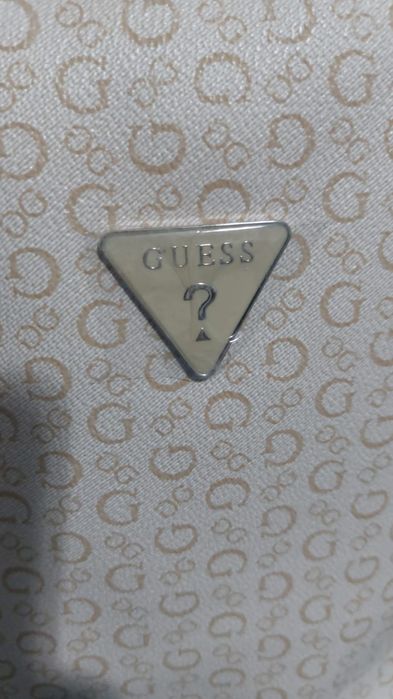 Geanta modernă GUESS de cumpărături