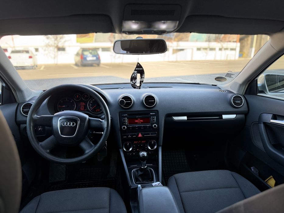 Audi  A3 8P  2.0