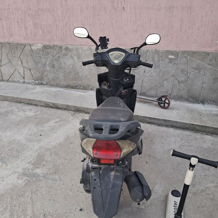 Срочно продам скутер