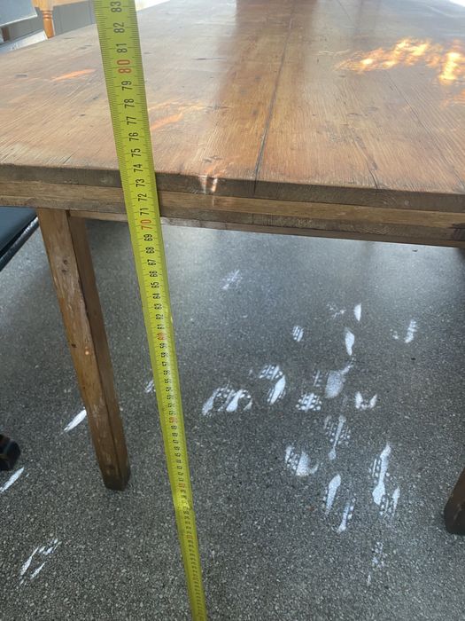 Трапезна масa  - Масив