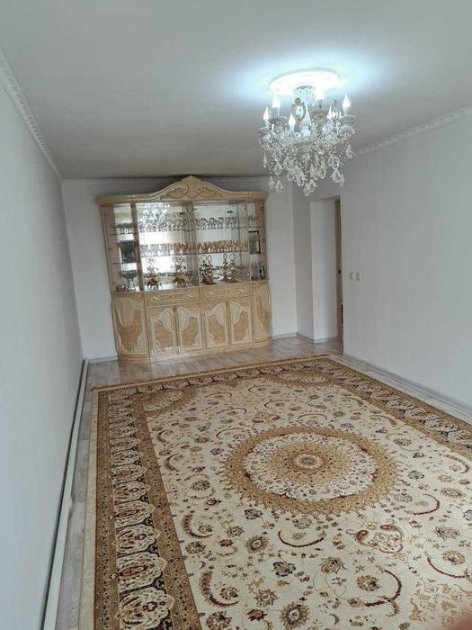 Уй сатылады. Сарыозек жагында.