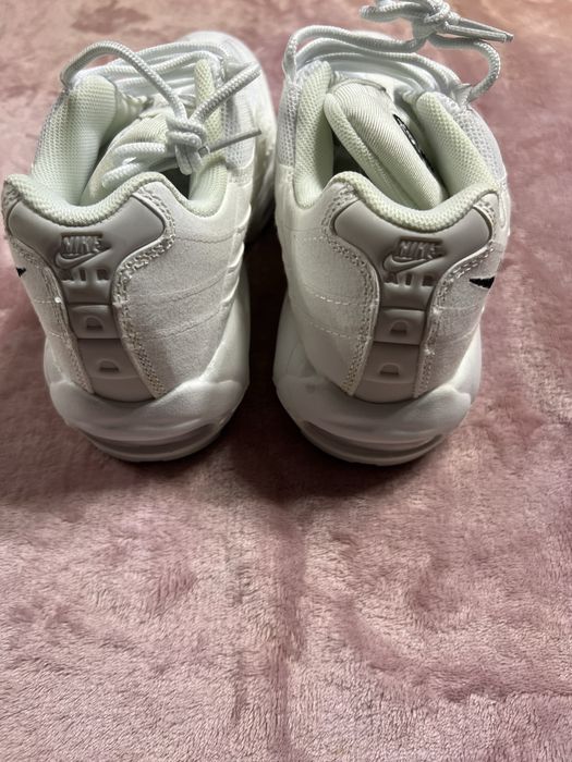 Nike AirMax 36 albi noi