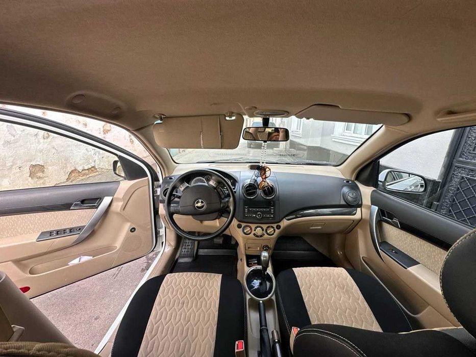 Нексия 3 4 евро бежевый салон